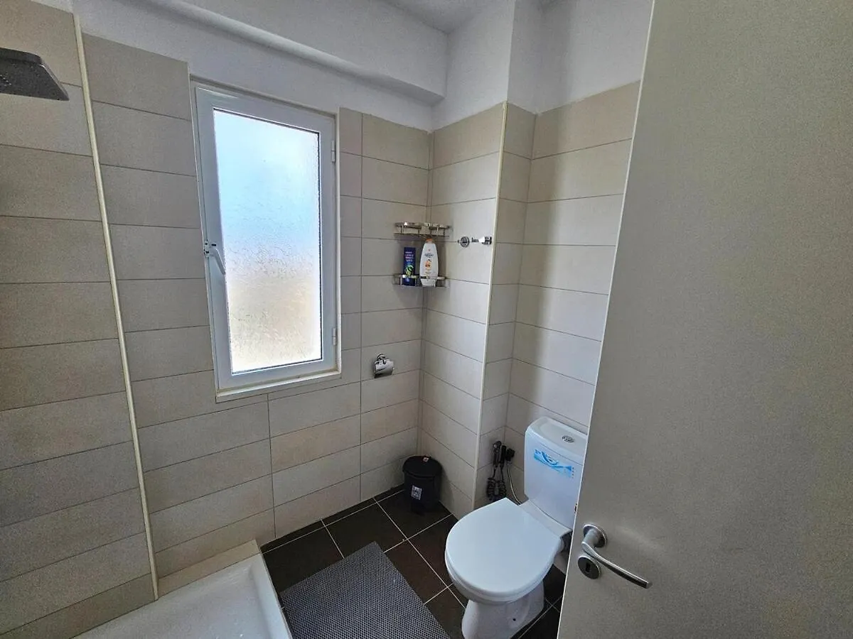 Vlorë Gogo Apartment 0*,  אלבניה
